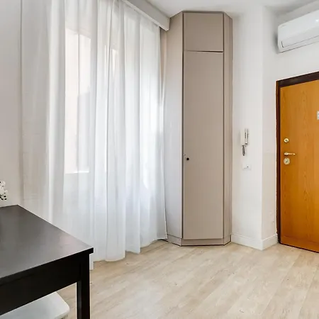 Bdc - The Choice, Your 2-bdr In Vatican District Apartment *
